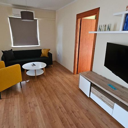 Apartments Lumar Palit Екстериор снимка