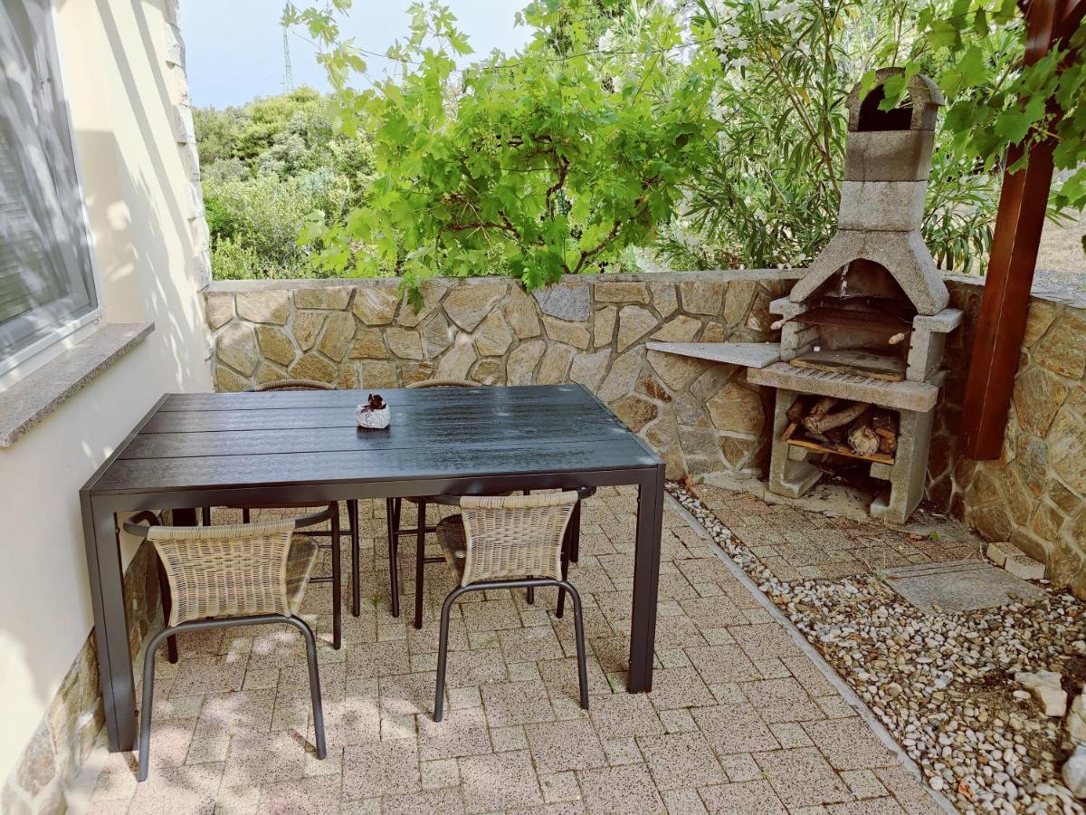 Apartments Lumar Palit Екстериор снимка