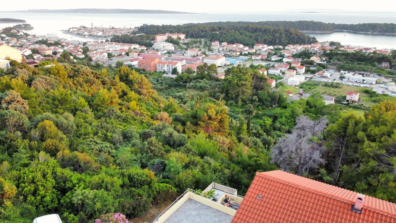 Apartments Lumar Palit Екстериор снимка